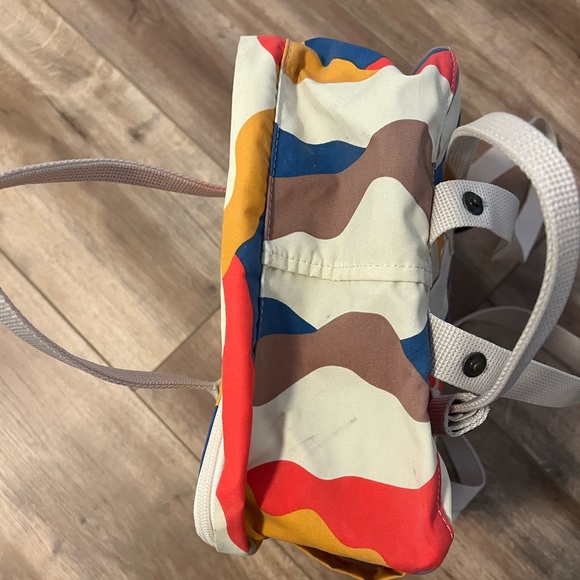 Fjällräven Kånken Multicolor camo Backpack - Picture 5 of 11